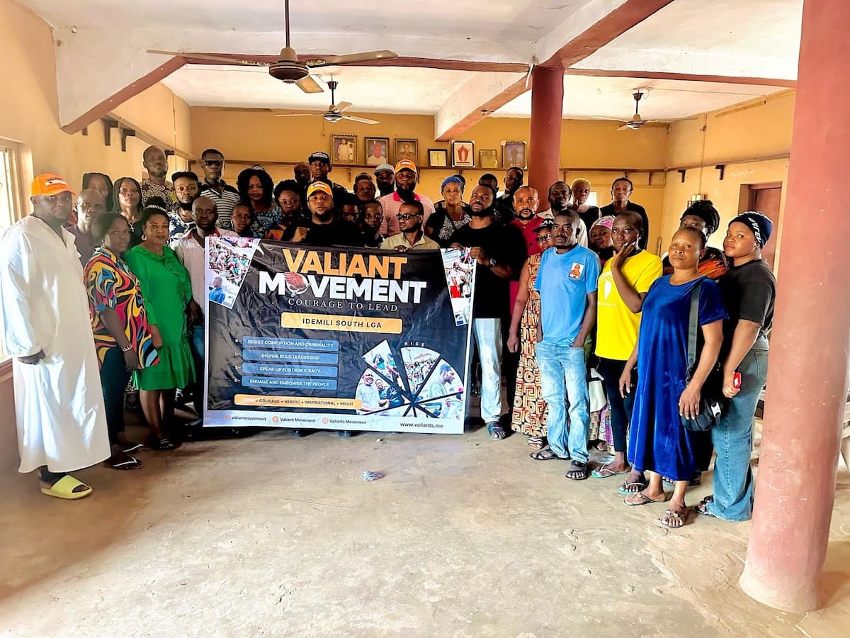 Valiant Movement members at a Movement event